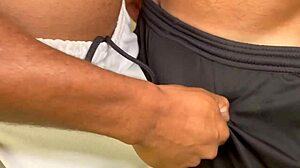 Local guy ends up banging a foreign dude he met at RJ beach