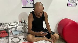 i can't stop watching this old pastor banging a stunning colombian latina homemade