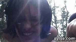 Initiation Partouze Jeunes Françaises En Bord De Route