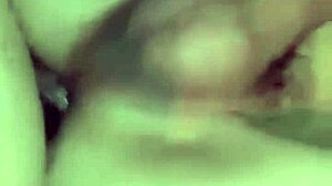 Meu amigo apertou o pau e eu dei gostoso! 😏