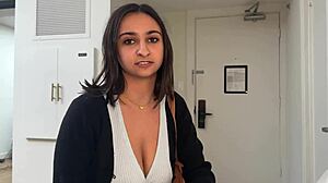 Jeg Kunne Ikke Modstå Hailey Roses Store Titter På Vores Tur, Ingen Kondom Nødvendig!