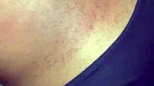 Hermosa latina women sharing stories