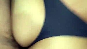 Hermosa latina women sharing stories