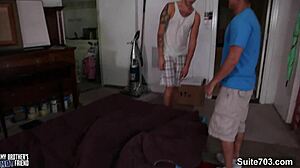 sexy gays bangin and cummin hard, oops!