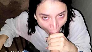 Brazilska mlada kurba brizga na ogromen tič med ježo, glej, kako njeno suho telo vse sprejme!