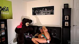 Hey, wanna see Teal Conrad in bunny ears for anal?