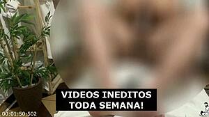 מטופל צרפתי תופס את הזין של המעסה הברזילאי במהלך סשן טנטרי