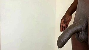 Rasatura Estrema di Cazzo con Primo Piano Grezzo Cura Genitale Maschile da Infermiera