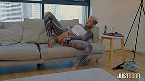 Airbnb je kriv što sam joj razvalio dupe, ne samo seks sa Stefani Marz!