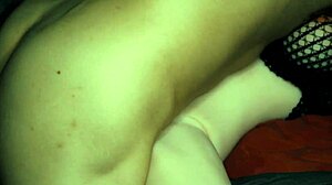 哇，和紧致女友的卧室激情性爱！🔥