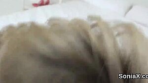 Неверная Джилл Эллис показывает свои огромные прелести