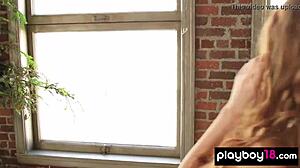 i love leanna decker's epic natural boobs so much