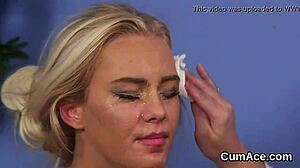 Hot babe får ansigtssprøjt efter intens sugesession