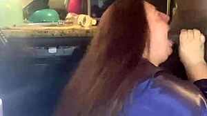 BBW-narttu antaa löysän imun monster-mustalle kyrvälle