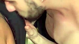 Ko je za sisanje ogromnog brazilskog kurca na kastingu?