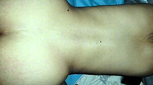 Kalın yarak sokmaları, mahalleli şişman kıçlı Latina'ya!