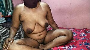 Pizza Guy Spied On Me Enjoying Myself, Needed His Big Dick Badly! 🍕😈