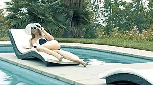 Jillian Jansen Bangs Seth’s Cock Poolside After Sunbathing