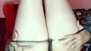 Ups, naredil sem personaliziran video, kjer se jaz, latinska milf, dotikam... hočeš videt?