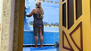 Stepmom’s Big Mature Ass Craves Anal Sex in Bathroom with Amateur Taboo Action.