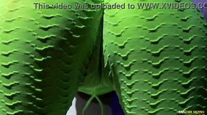 Milf gostosa faz treino intenso com seu personal trainer fodendo forte - fabi drumond