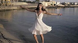 Valentina GinaGerson's Intense Beauty Power Solo