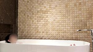 Luxury Hotel Bath Time with Japanese Amateur in Shower Fetish Scene