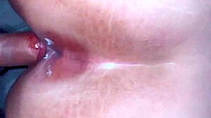 Latin amatör hatun, köpek stiliyle gününde sertçe beceriliyor!