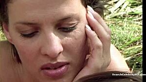 सबाइन पेट्ज़ल कोमिसार रेक्स 1994 मर्डर समर सीन में, मिल्फ स्टार छोटे टिट्स एक्शन के साथ चमकी