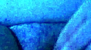 Abrindo Minha Bucetinha Virgem Molhadinha Pra Ser Lambida