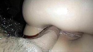 متعة شرجية هادئة مع صديق وأهل قريبين