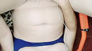 She feels the huge cock deep inside, cum shooting out