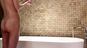 Luxury Hotel Bath Time with Japanese Amateur in Shower Fetish Scene