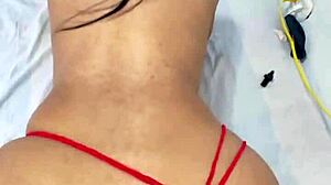 oh dios mio mi padrastro esta obsesionado con mi gran culo solo quiero darme anal todo el dia