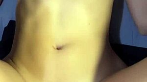 Hej zlato, chceš mi vystříkat na břicho po tomhle horkém ježdění?