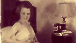 Nonna, raccontami i segreti della tua figa vintage!