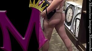 This hermosa blanquita culona is so sexy outdoors.