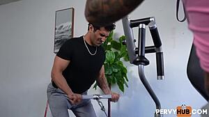 workout sex with kona jade, zane walker, so hottt