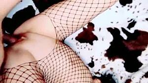 Skinny Mature Woman Films Amateur Clip with Muscular Man