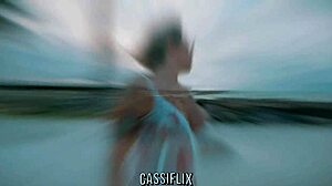 Amateur finds friend at beach for intense session in his flat