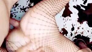 Skinny Mature Woman Films Amateur Clip with Muscular Man