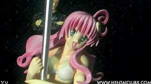 Anime girls flaunt sexy Lala figure in bold display