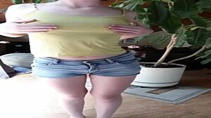 i feel excited watching fit girl rip clothes and model round ass panties