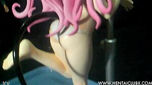 Anime girls flaunt sexy Lala figure in bold display