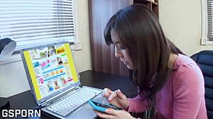 Hej, Heta Japanska Fru, Sugen på Hård Kuk för Vild Sex Ikväll?