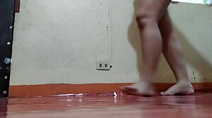Chubby babe fingers herself to a squirting mess on floor
