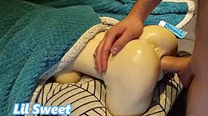 Тесният задник на младата ми 18+ приятелка се чука всеки път когато се срещнем