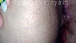 meu marido me depilando todinha porque meu amante gosta de mim lisinha