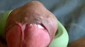 me masturbo con juguete sexual