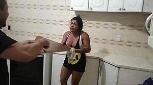 New House Prank On Girlfriend With Cockroach Throw